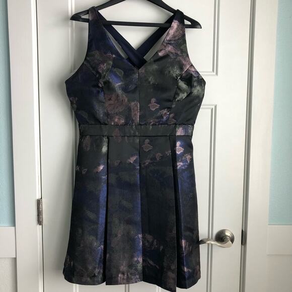 New! Adelyn Rae A-line Peira Dress cross strap dress Floral Pattern sz Large - Picture 1 of 8